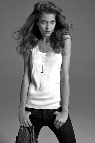 Ana Beatriz Barros by Sylvie Malfray